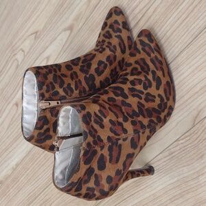 Chase + Chloe Brenda Leopard Print High Heel Ankle Boots Size 6